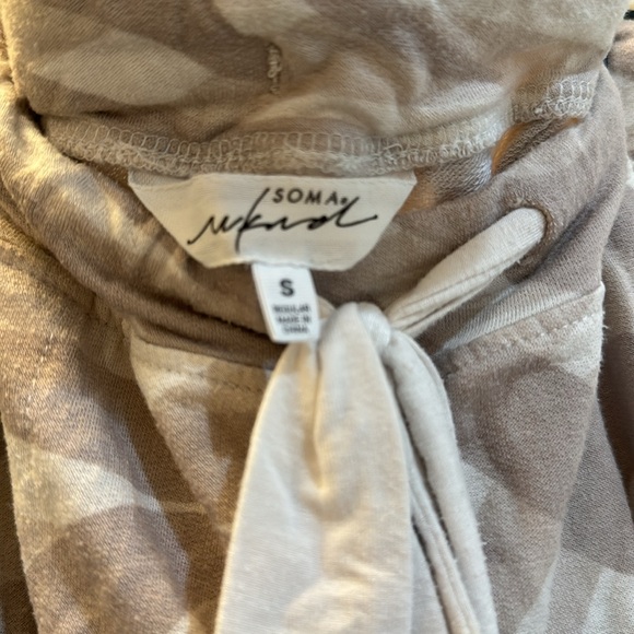 Soma WKND Sunday Lounge Set in Graceful Zebra - Picture 10 of 11